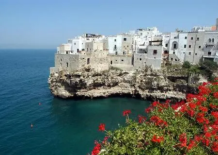 Yellow Flowers Con Garage Ed Ascensore Appartement